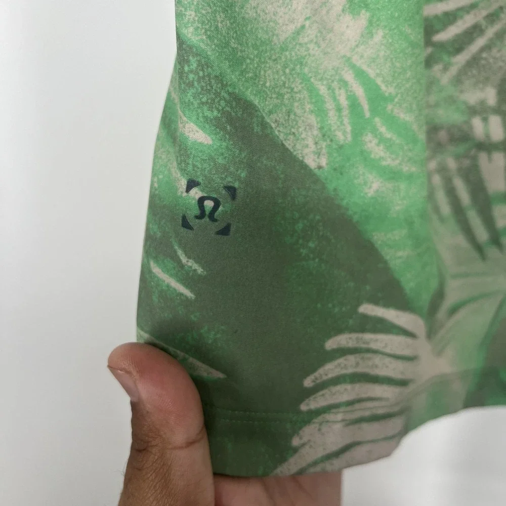 Lululemon Channel Cross Swim Shorts Mens L Palm 5